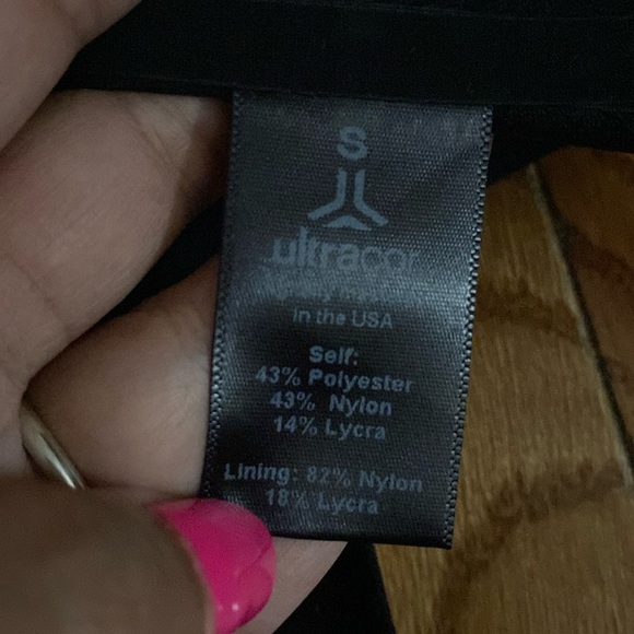 Ultracor Pink Rosetta Sports bra - Picture 6 of 12